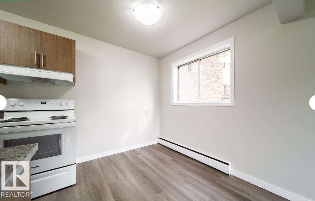 3415 106 Avenue NW - Photo 9
