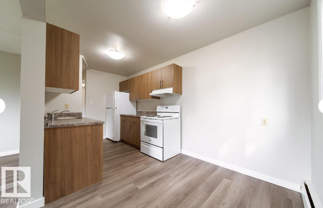 3415 106 Avenue NW - Photo 6
