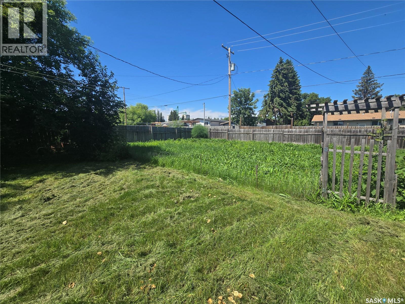 313 2nd AVENUE E - 26