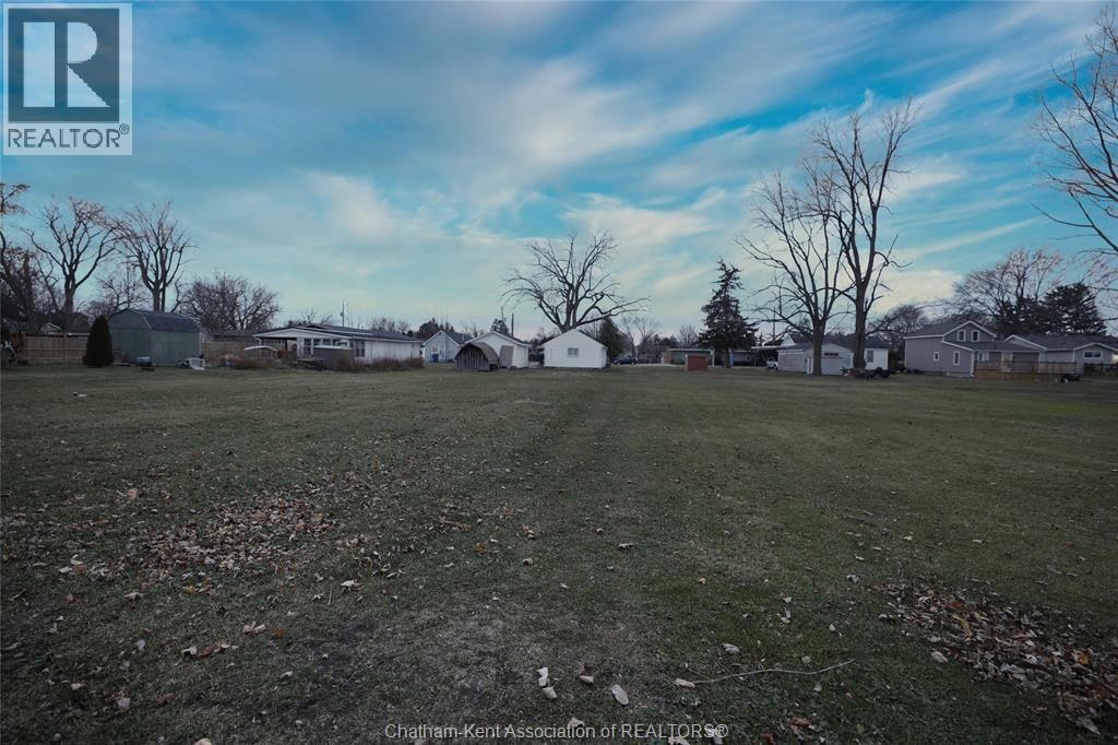 97 Taylor AVENUE - 24