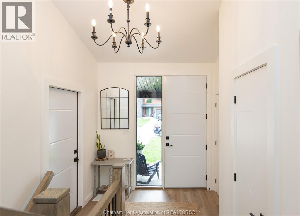 14 Clara CRESCENT - 18