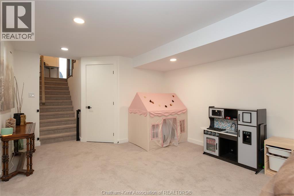 14 Clara CRESCENT - 21