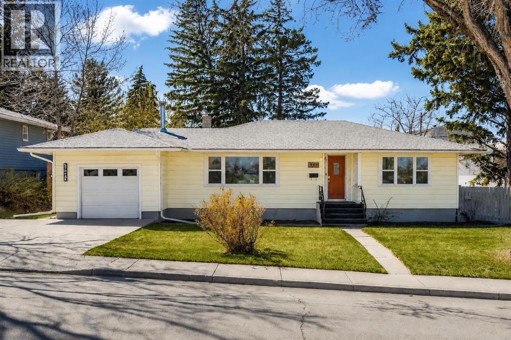 3003 25 Street SW - 2