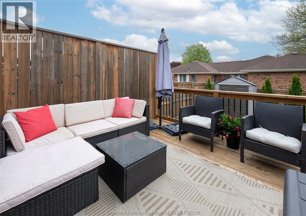 14 Clara CRESCENT - 25