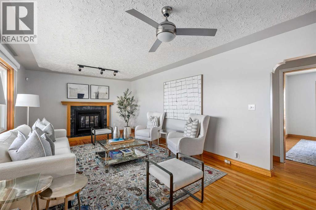 3003 25 Street SW - 4