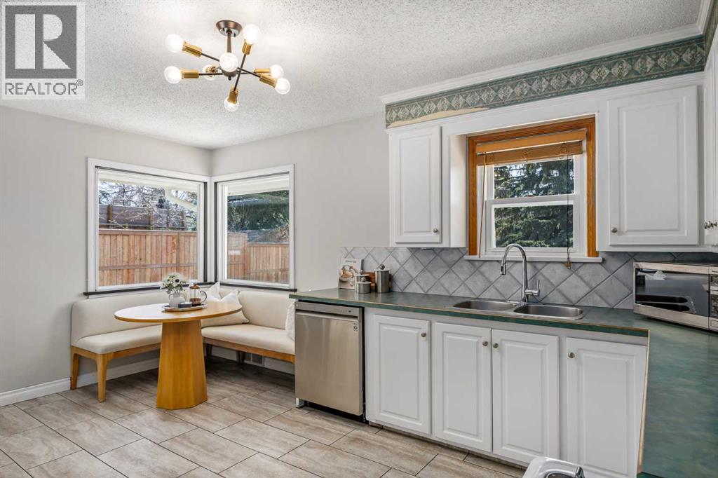3003 25 Street SW - 13