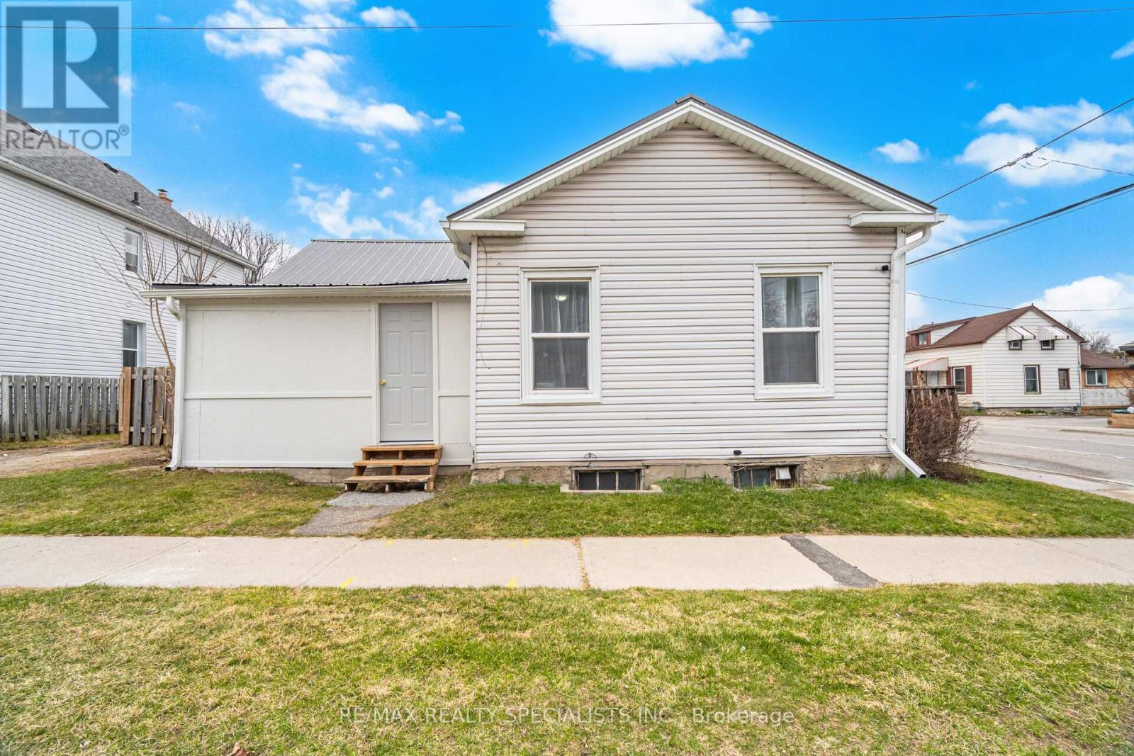 172 CELINA STREET - 1