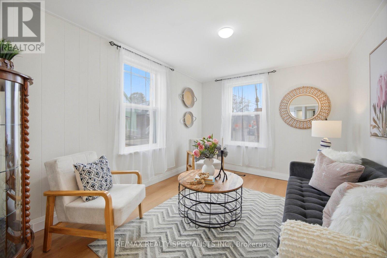 172 CELINA STREET - 10