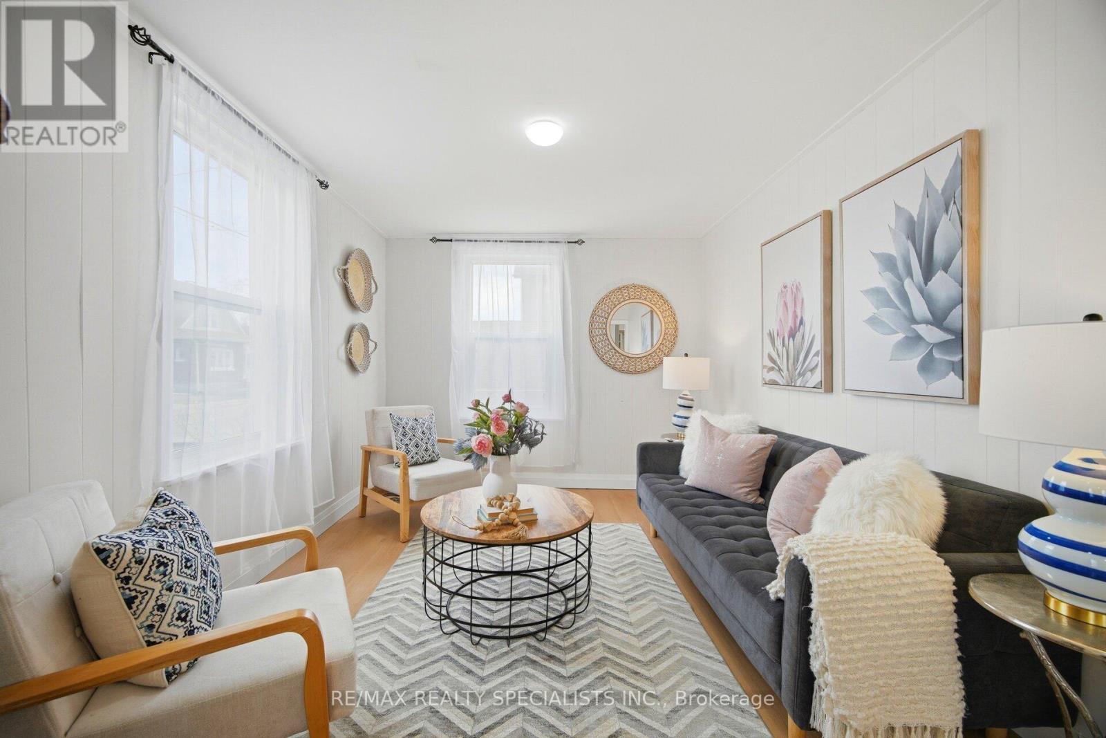 172 CELINA STREET - 11
