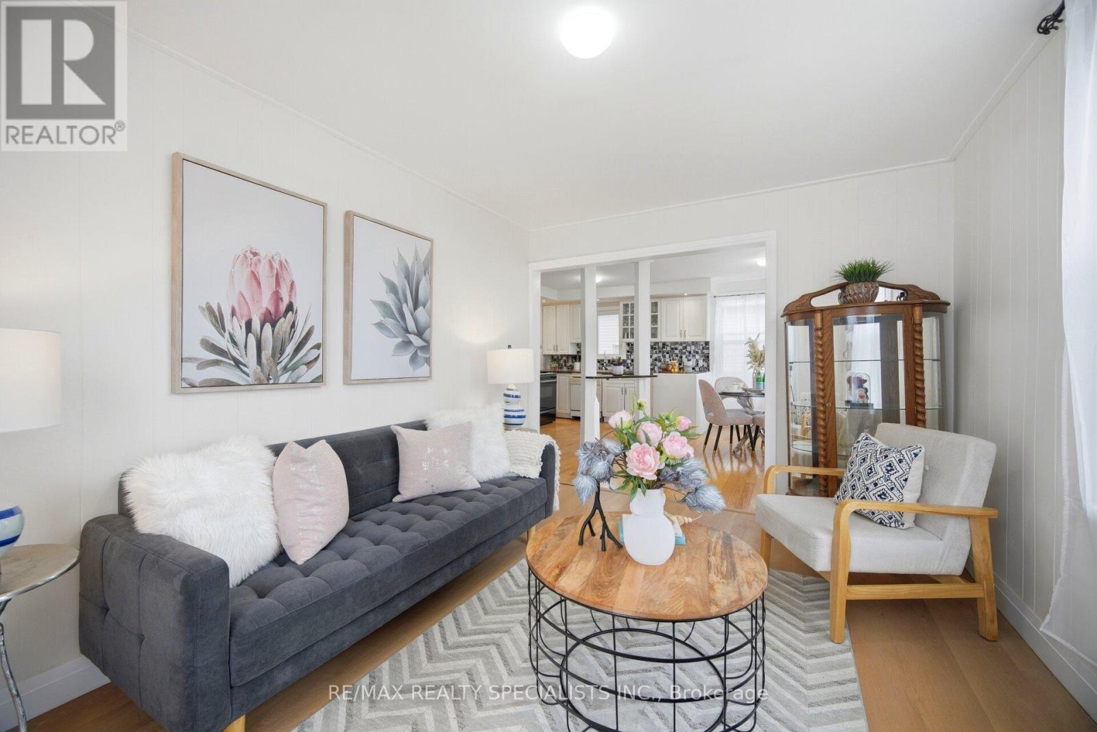 172 CELINA STREET - 13
