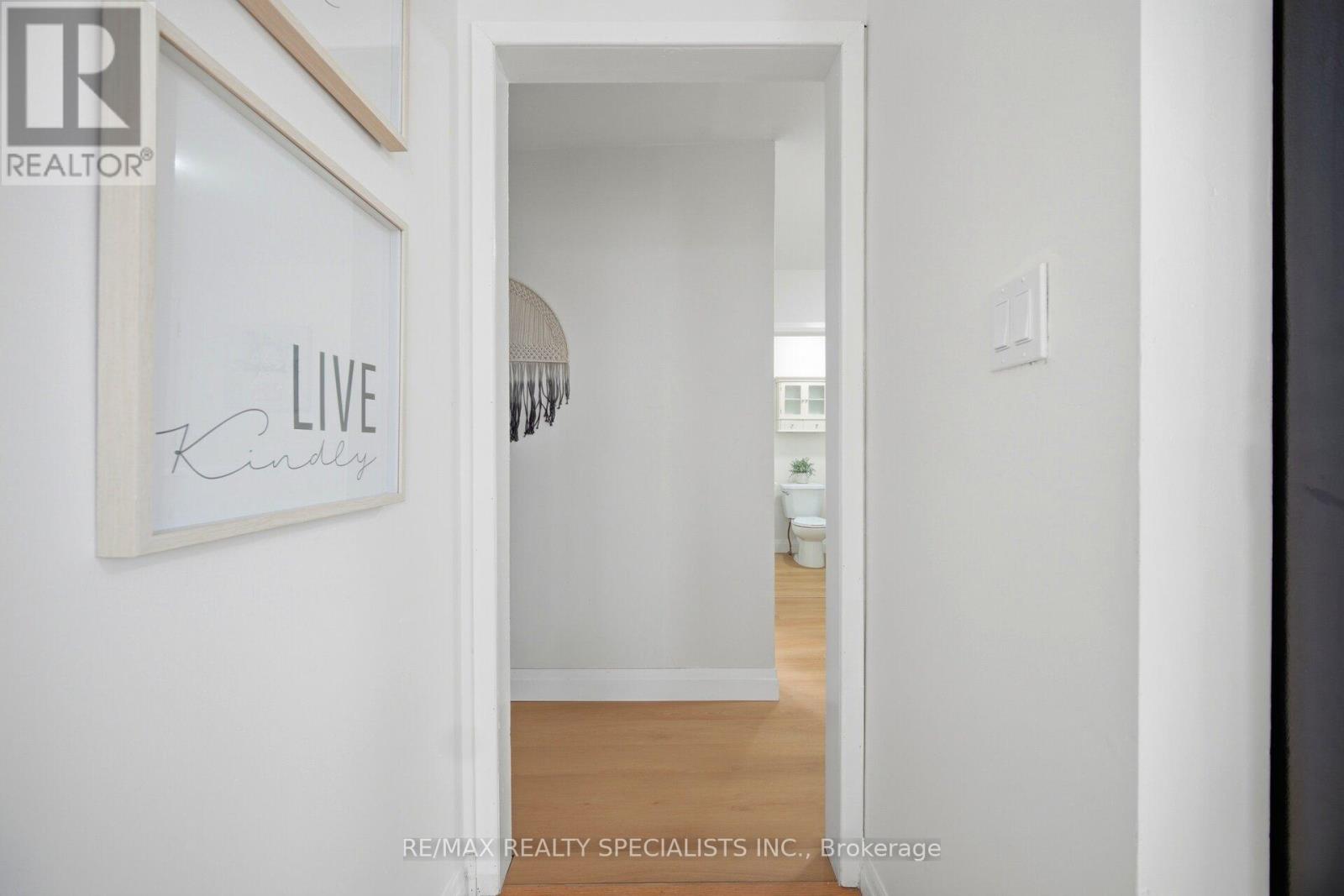 172 CELINA STREET - 25