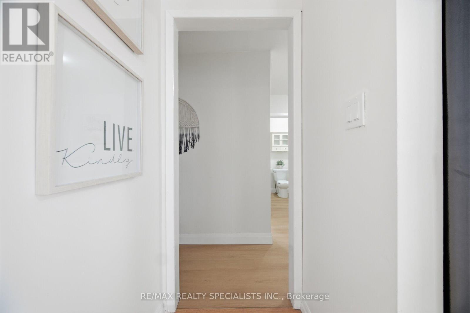 172 CELINA STREET - 26
