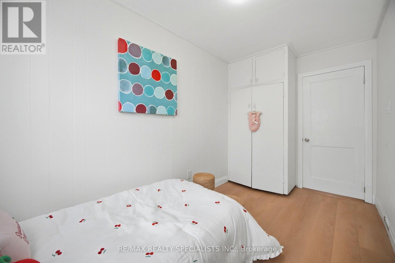 172 CELINA STREET - 33