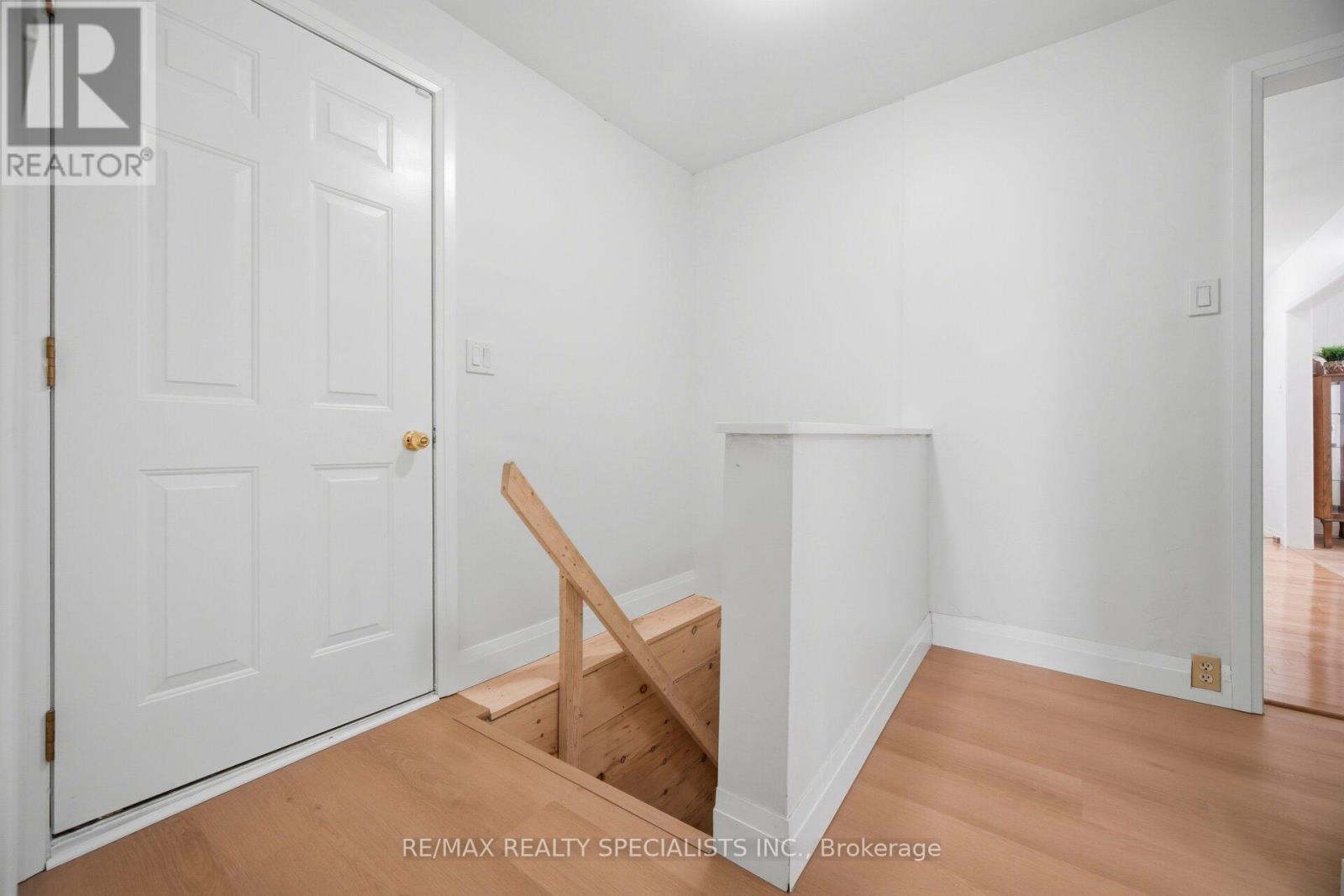 172 CELINA STREET - 35