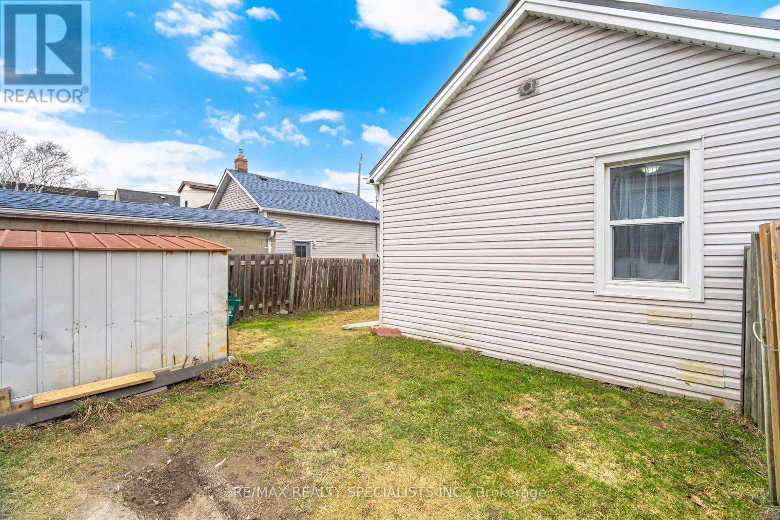 172 CELINA STREET - 41
