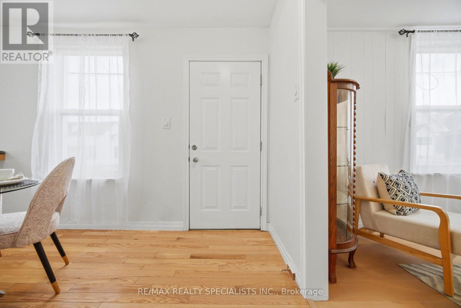 172 CELINA STREET - 8