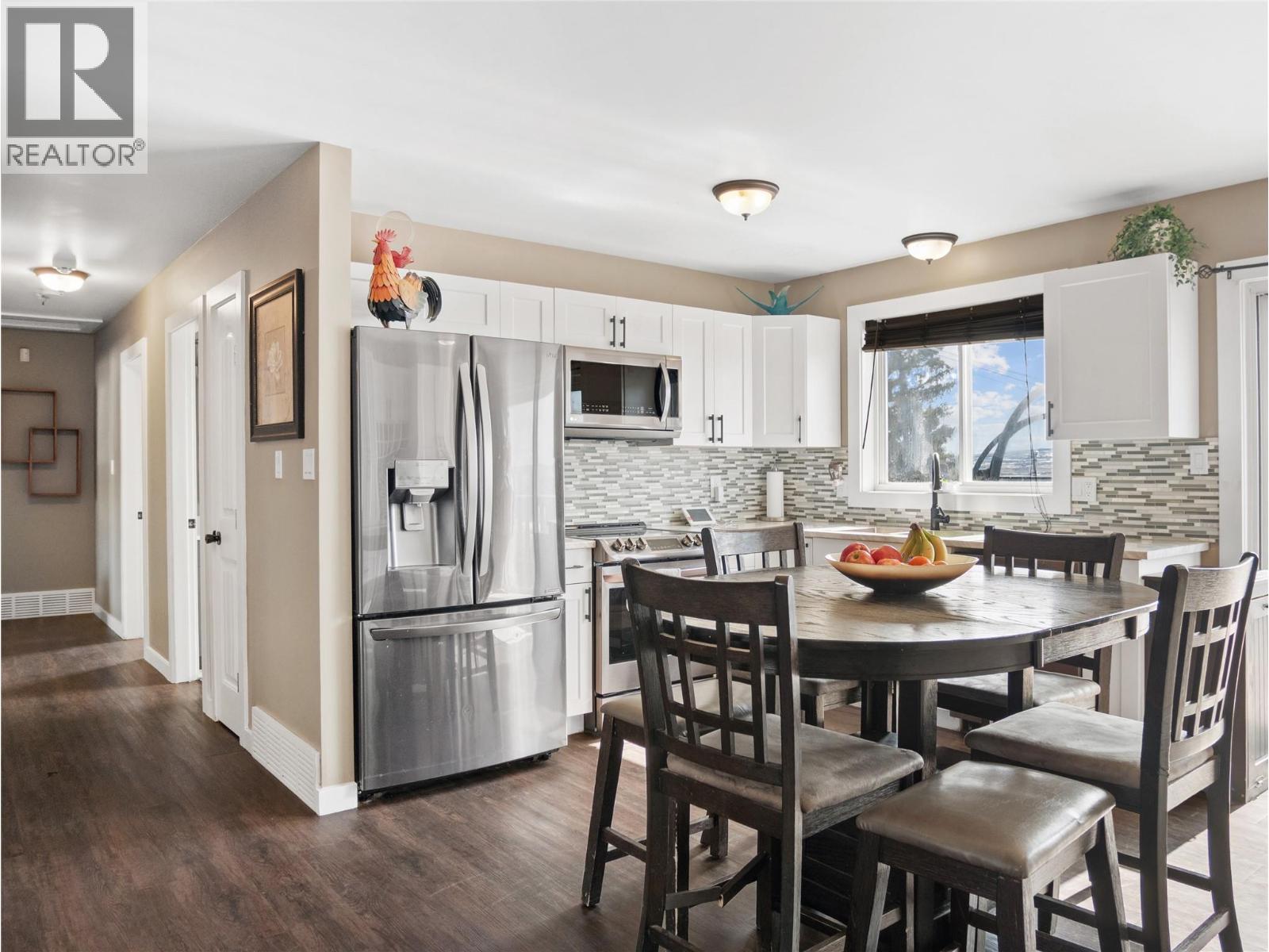 1533 96 Avenue - 8