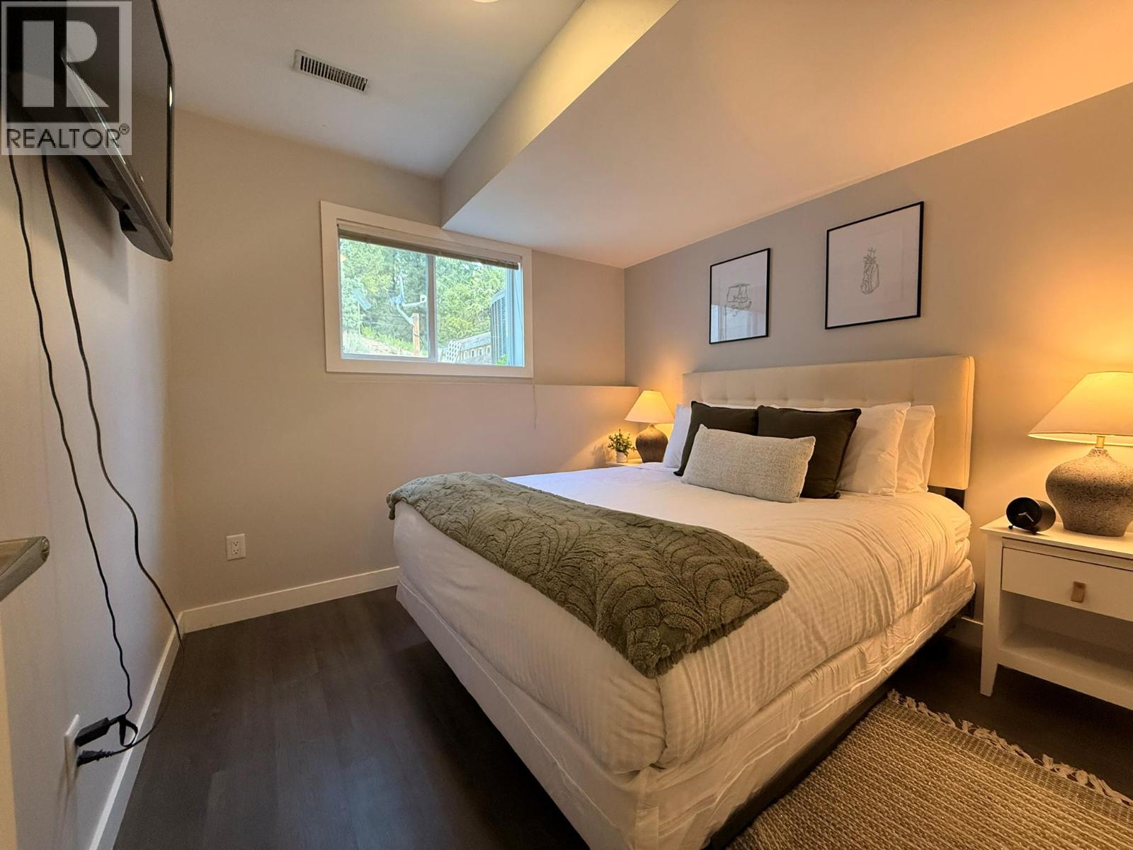 28A Wolf Crescent - 23