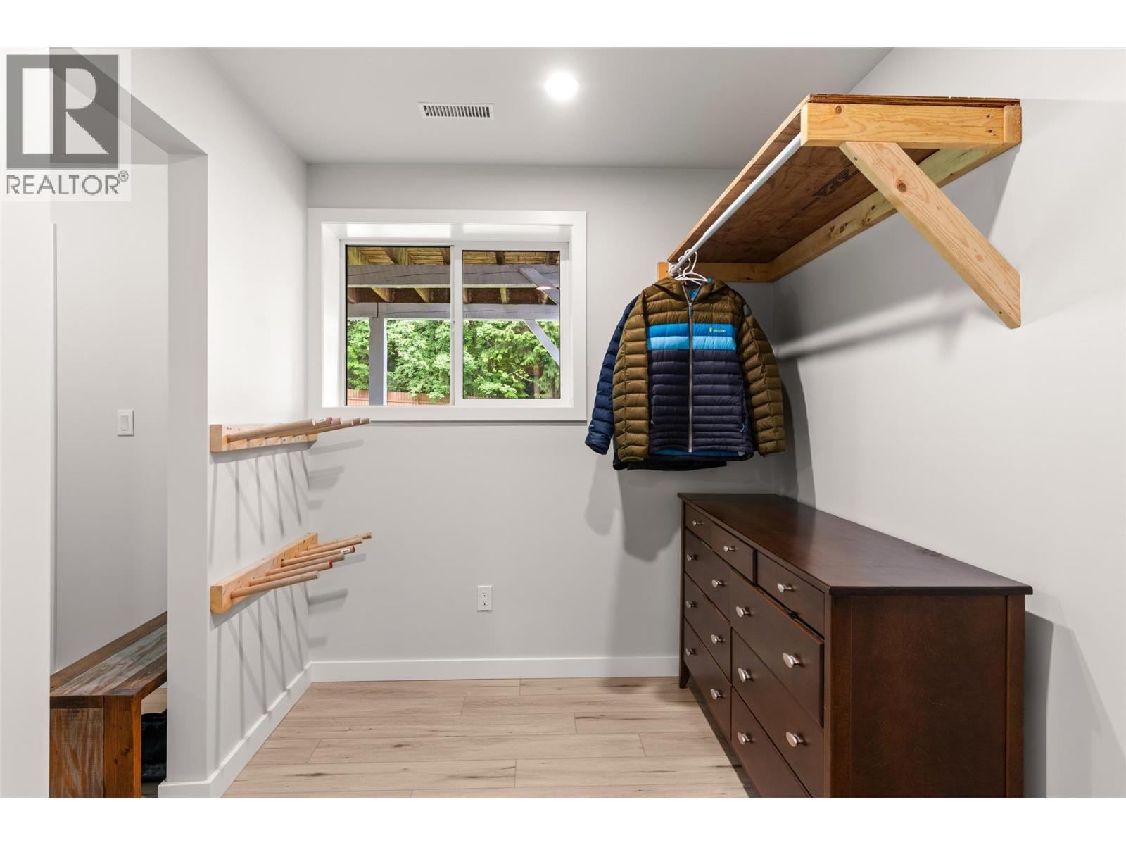 3447 Catherwood Road - Image 40