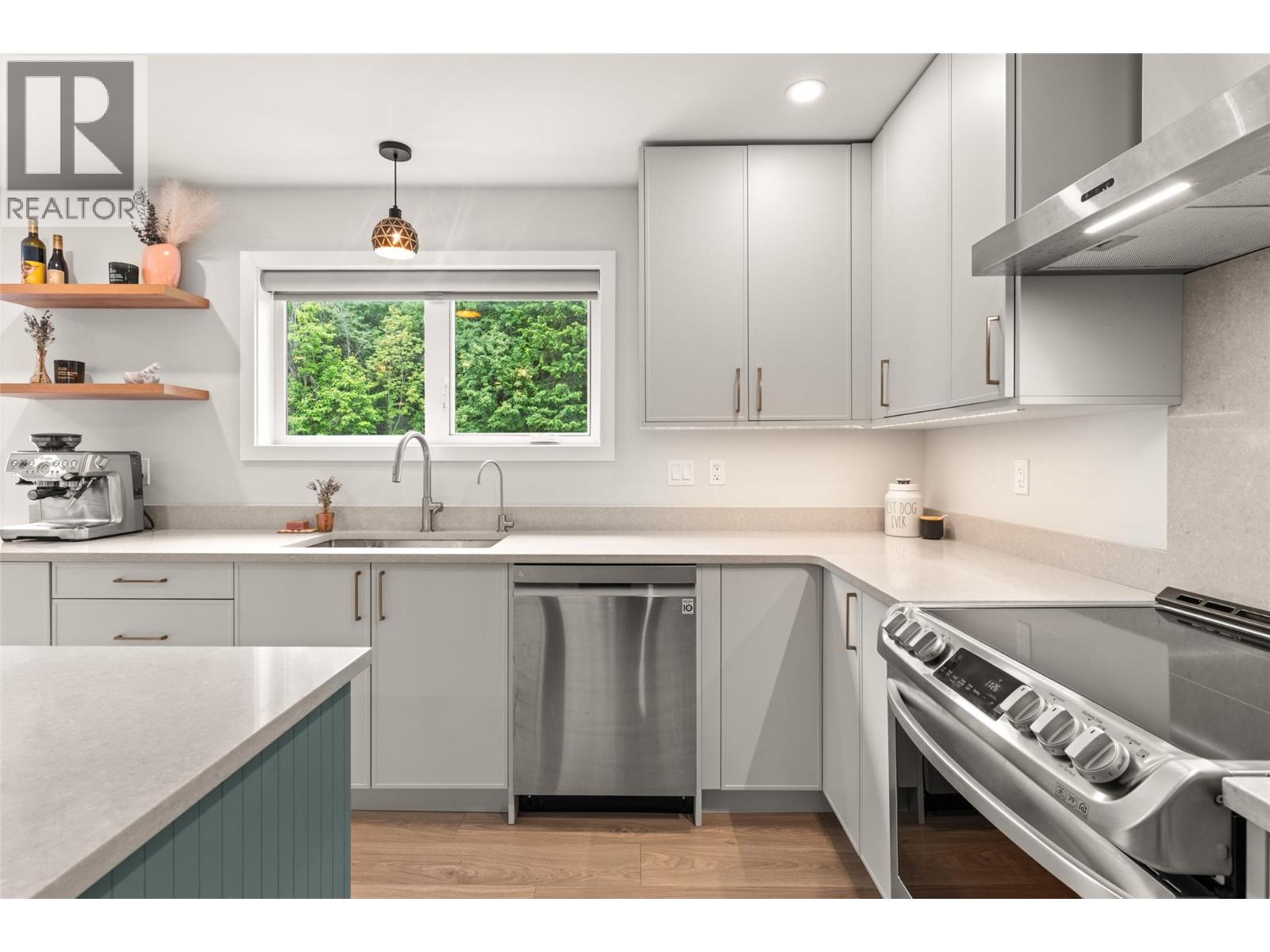 3447 Catherwood Road - 13