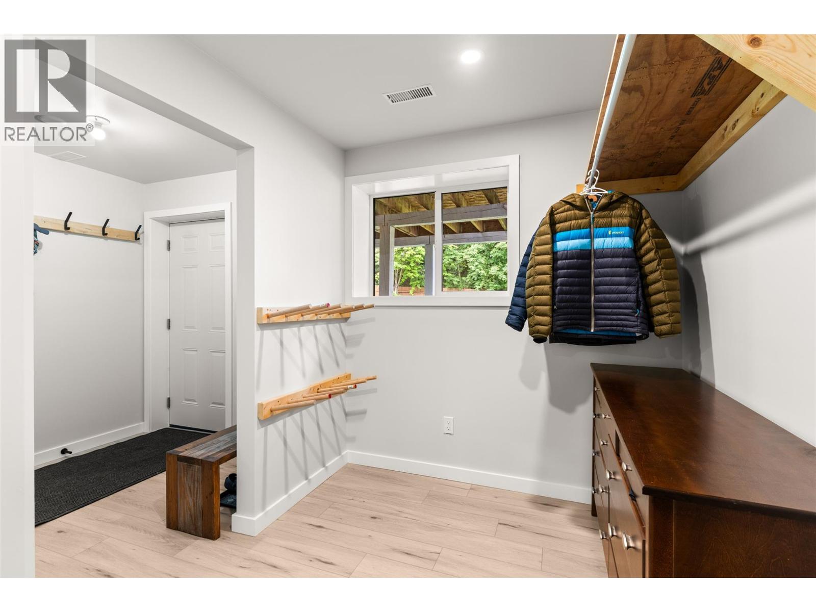 3447 Catherwood Road - Image 39