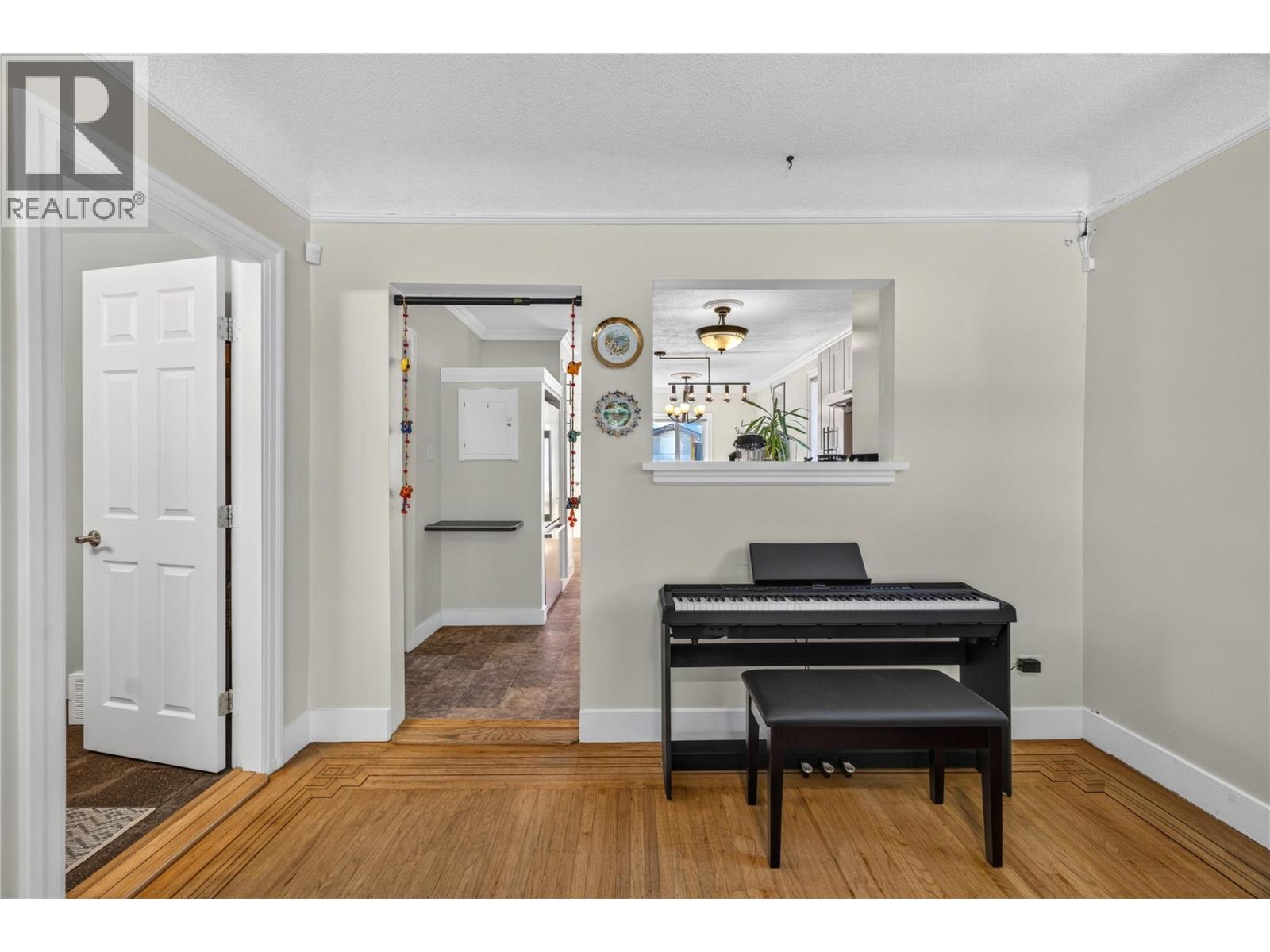543 Burns Street - 17