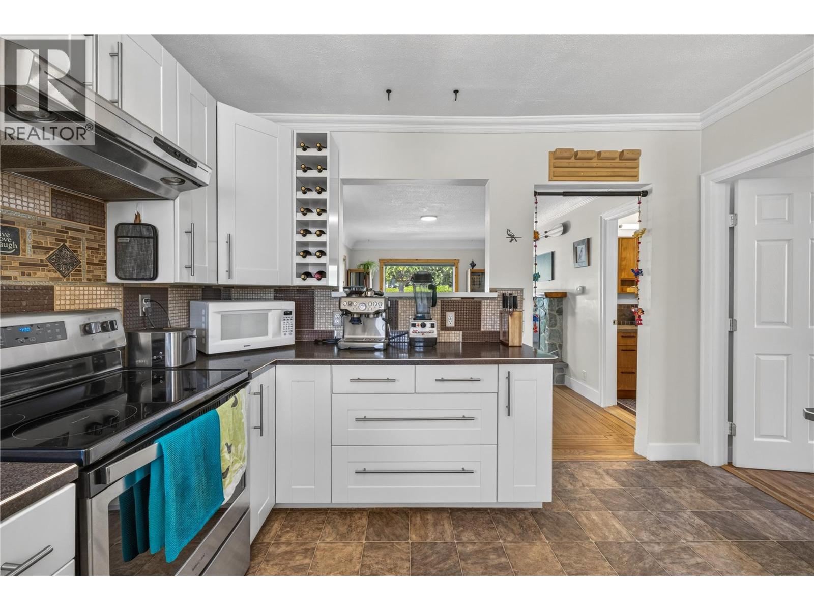 543 Burns Street - 6