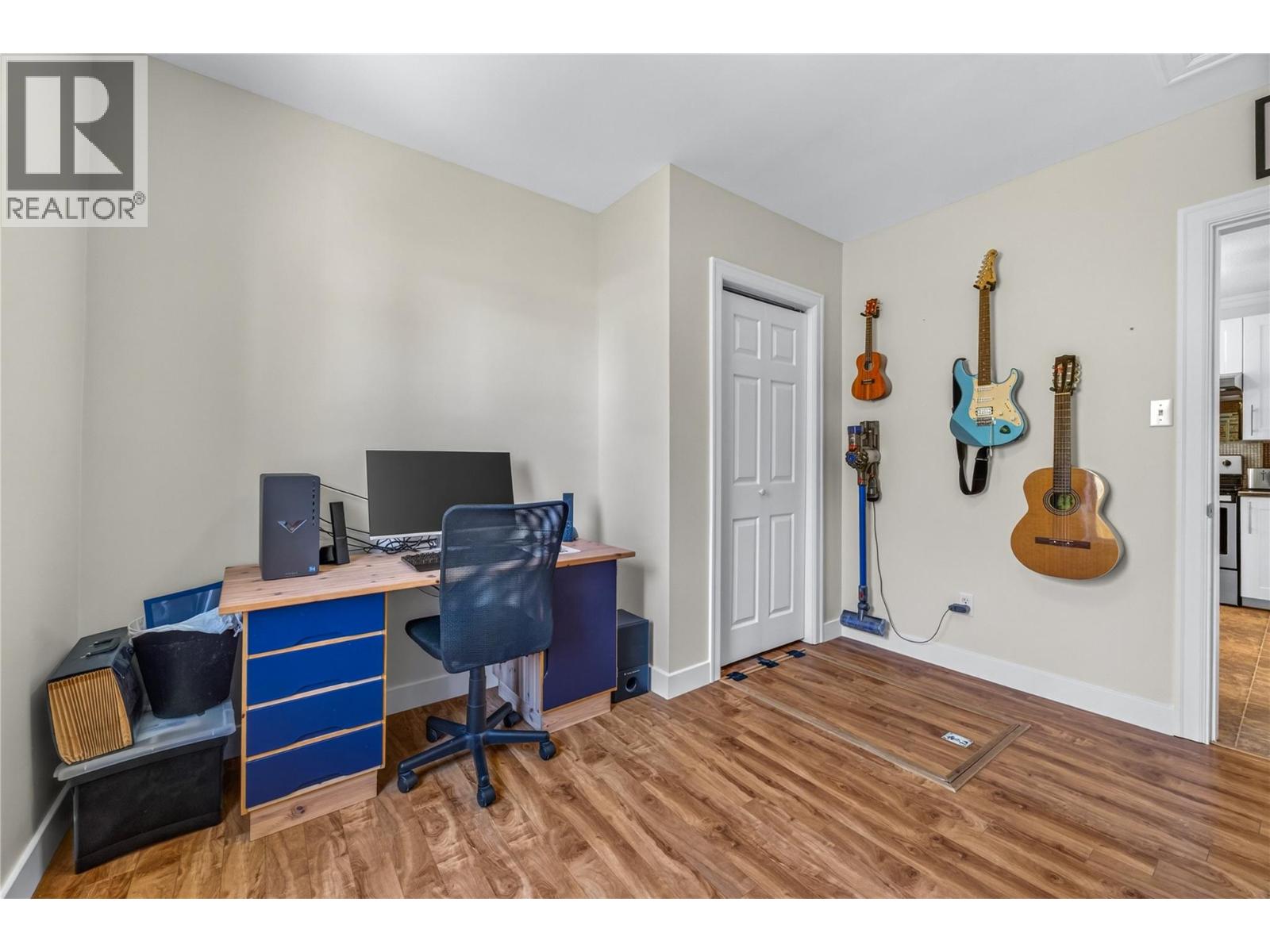 543 Burns Street - 24