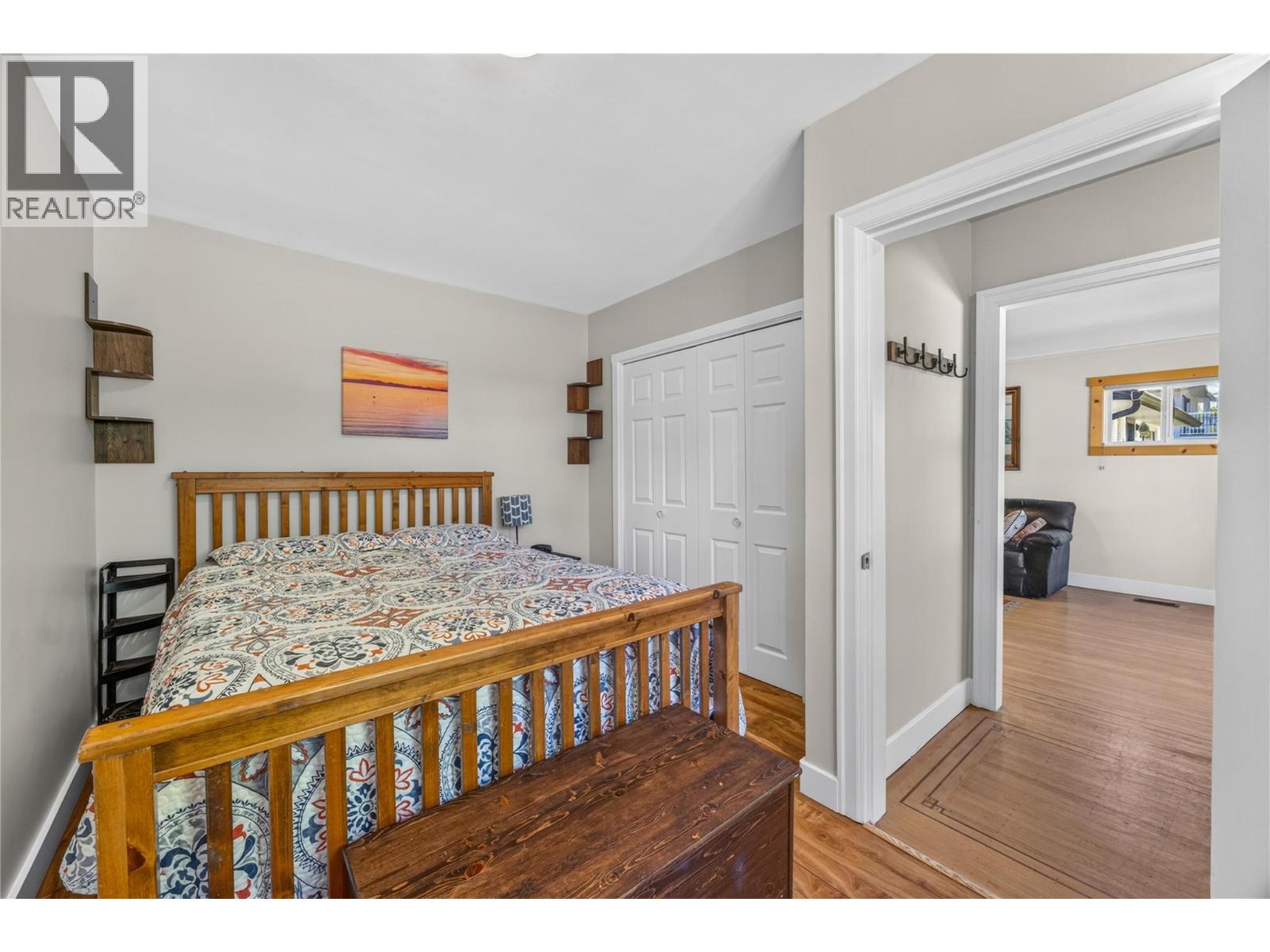 543 Burns Street - 12