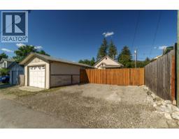 543 Burns Street, Penticton, BC V2A4W9 Photo 10