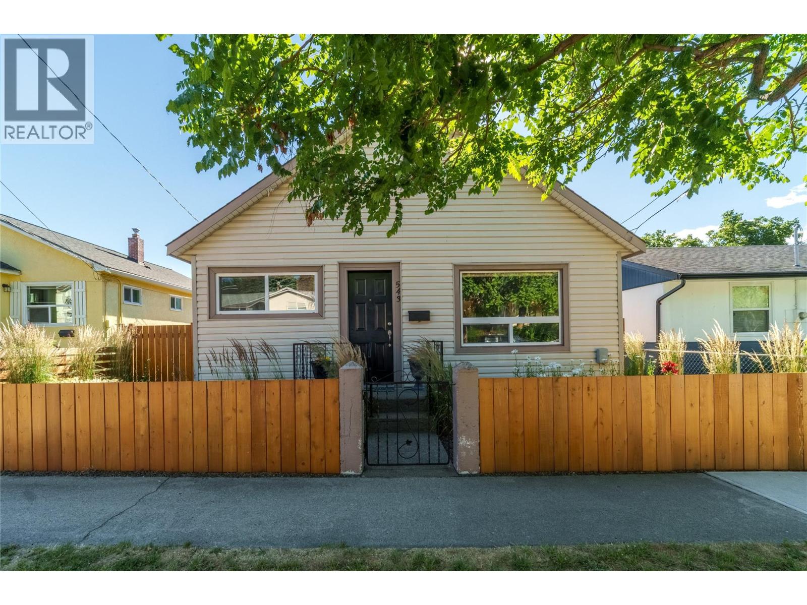 543 Burns Street - 26