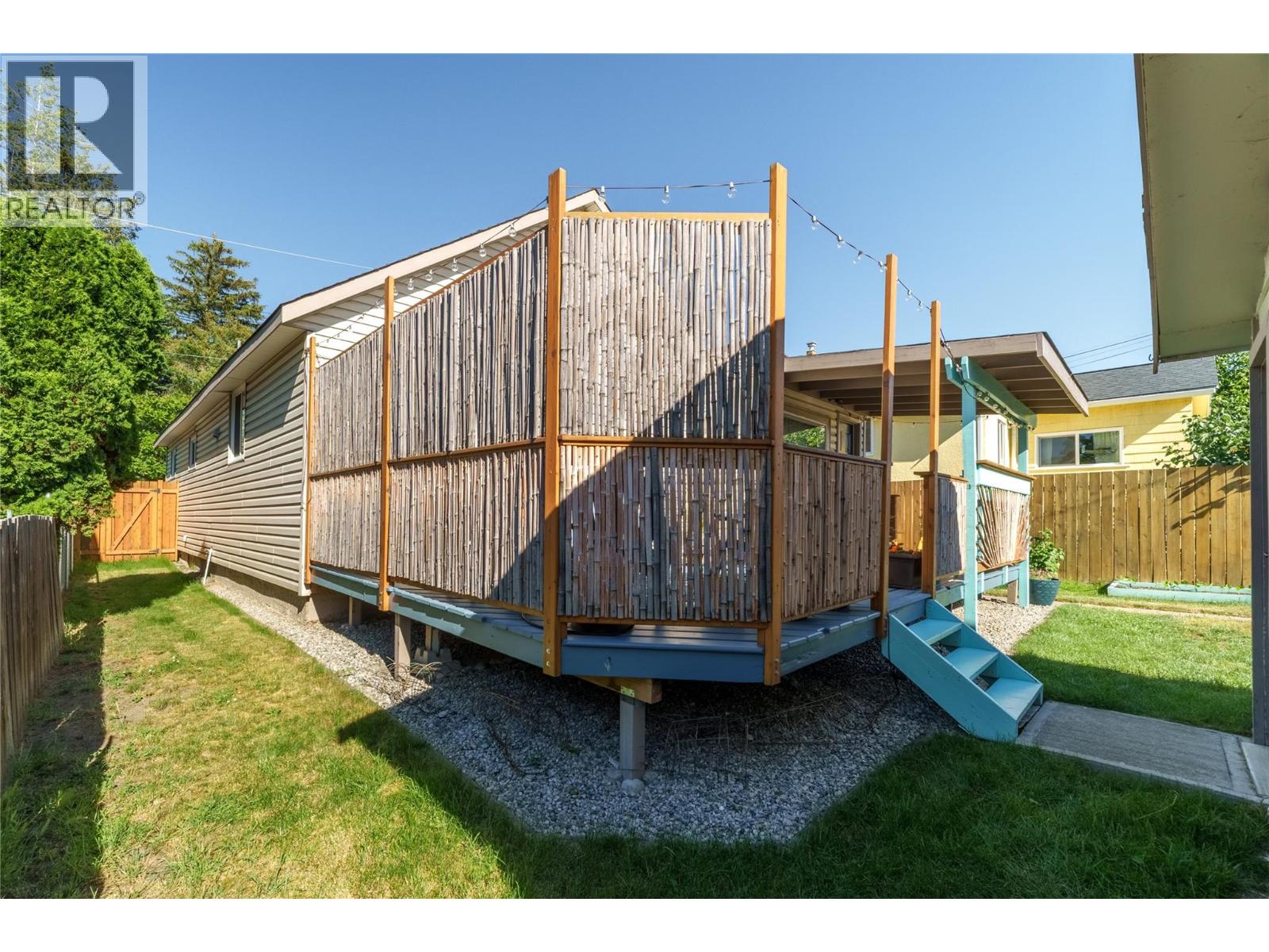 543 Burns Street - 30