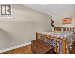 543 Burns Street, Penticton, BC V2A4W9 Photo 11