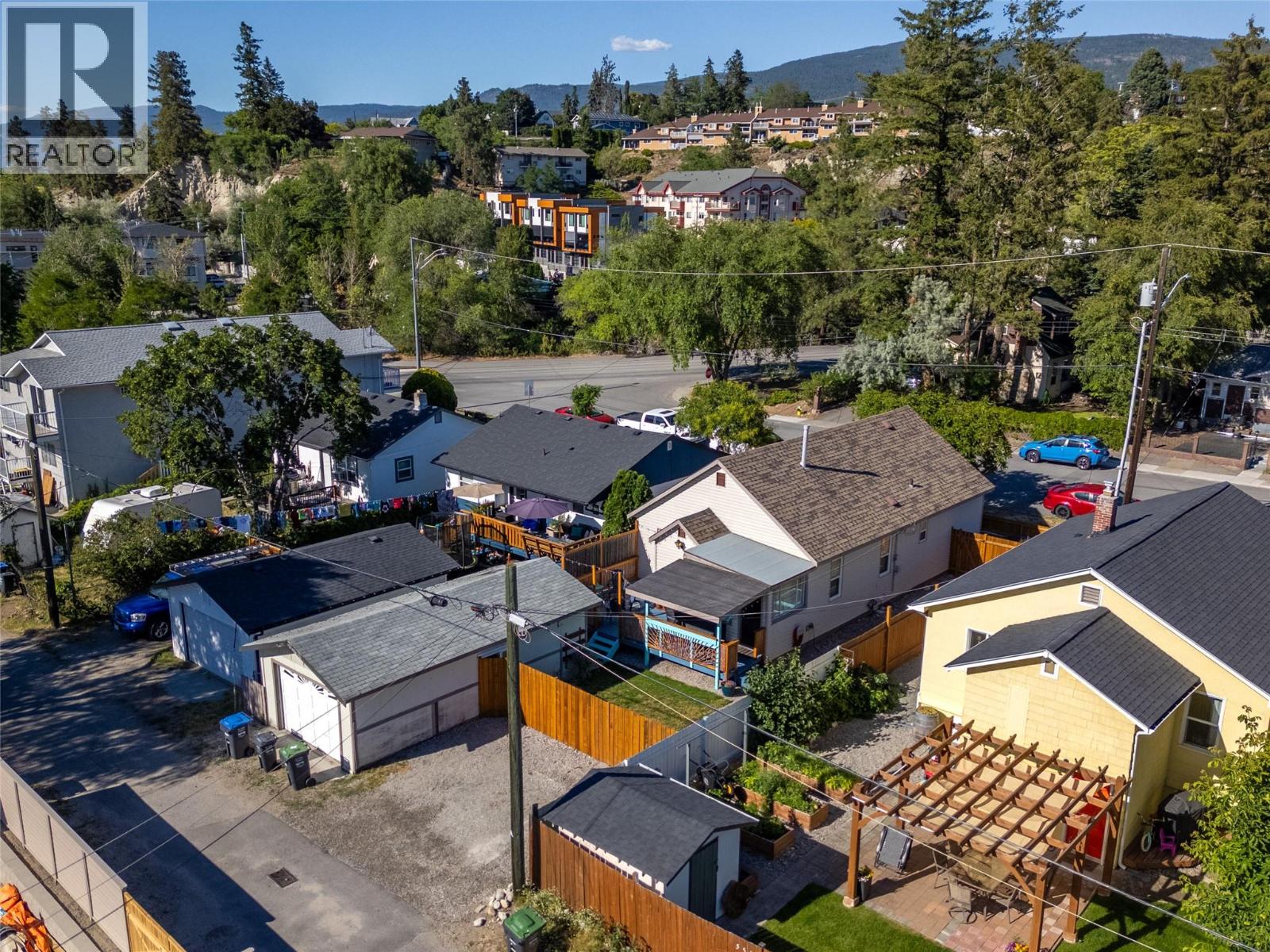 543 Burns Street - 35