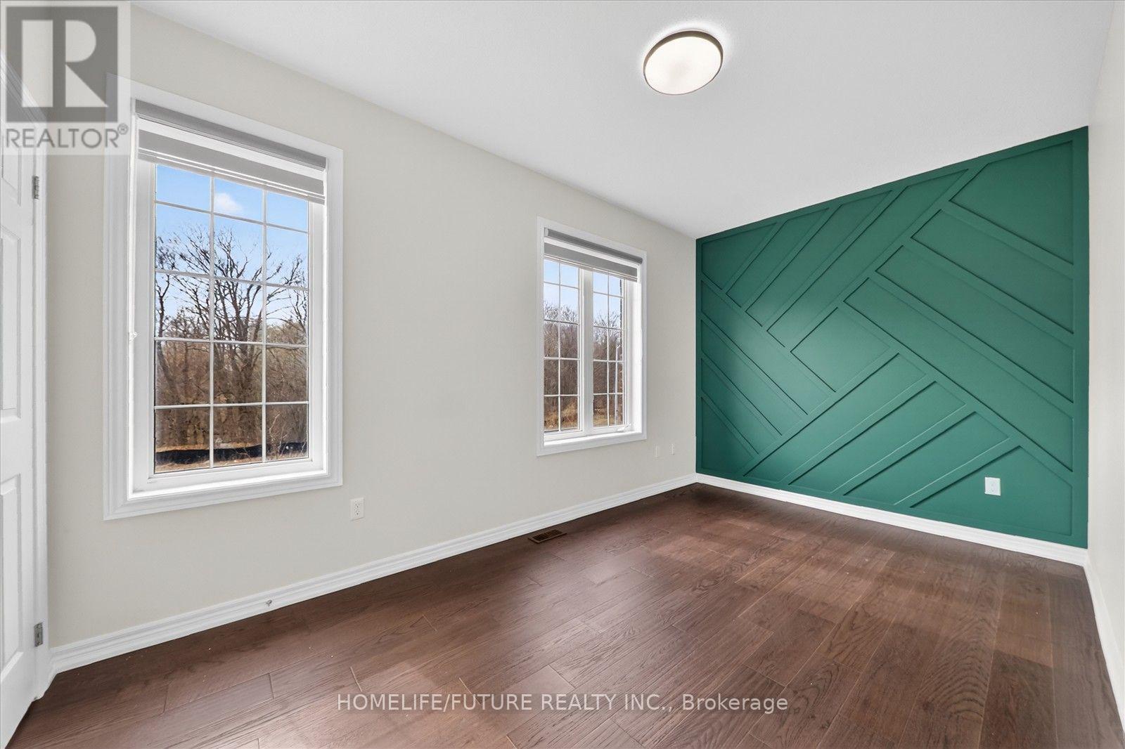 1 REDDINGTON ROAD - 32