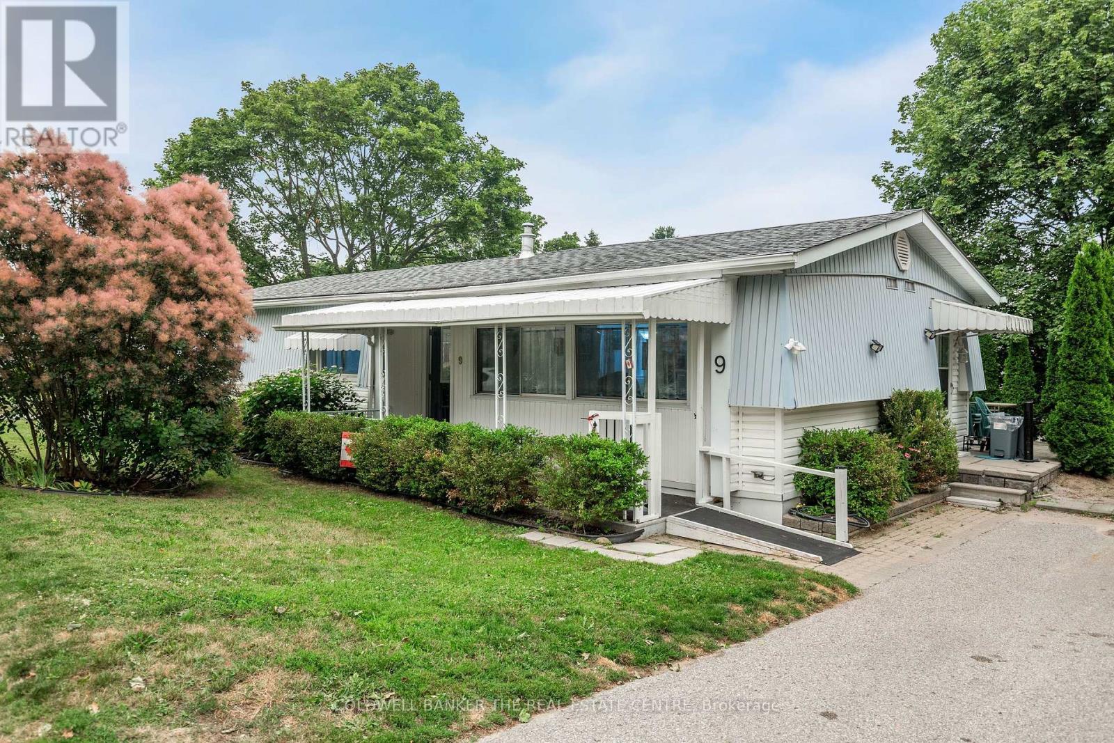 9 HAWTHORNE DRIVE - 1