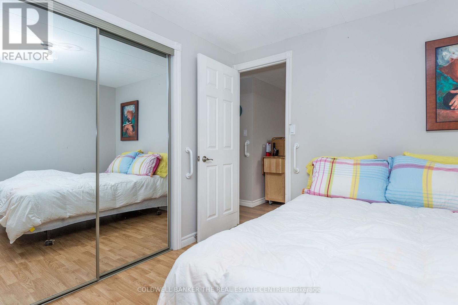 9 HAWTHORNE DRIVE - Image 17