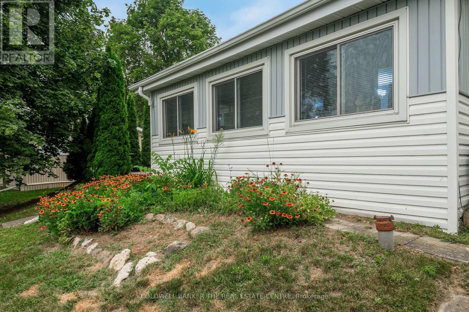 9 HAWTHORNE DRIVE - Image 22