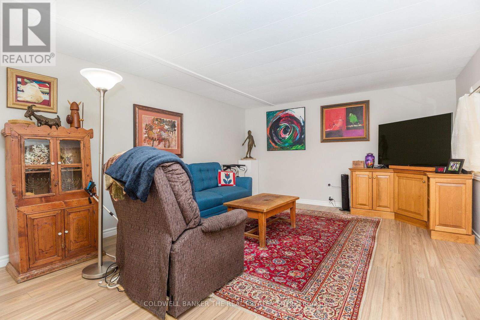 9 HAWTHORNE DRIVE - Image 3