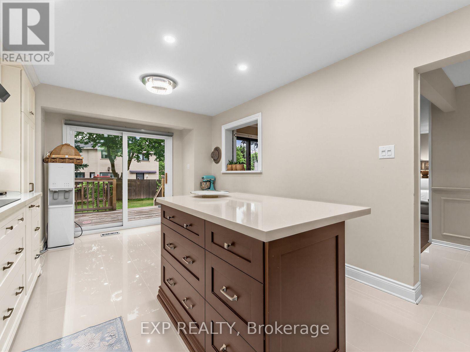 129 FRANKLIN AVENUE - 12
