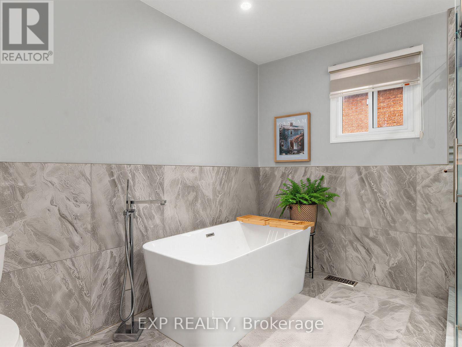 129 FRANKLIN AVENUE - 20