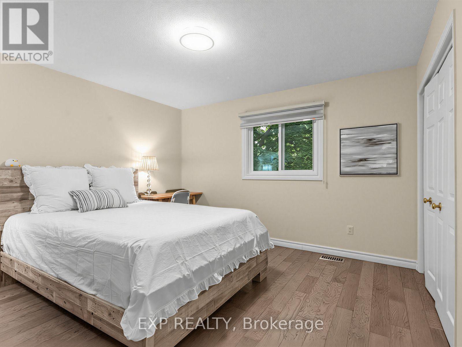129 FRANKLIN AVENUE - 22