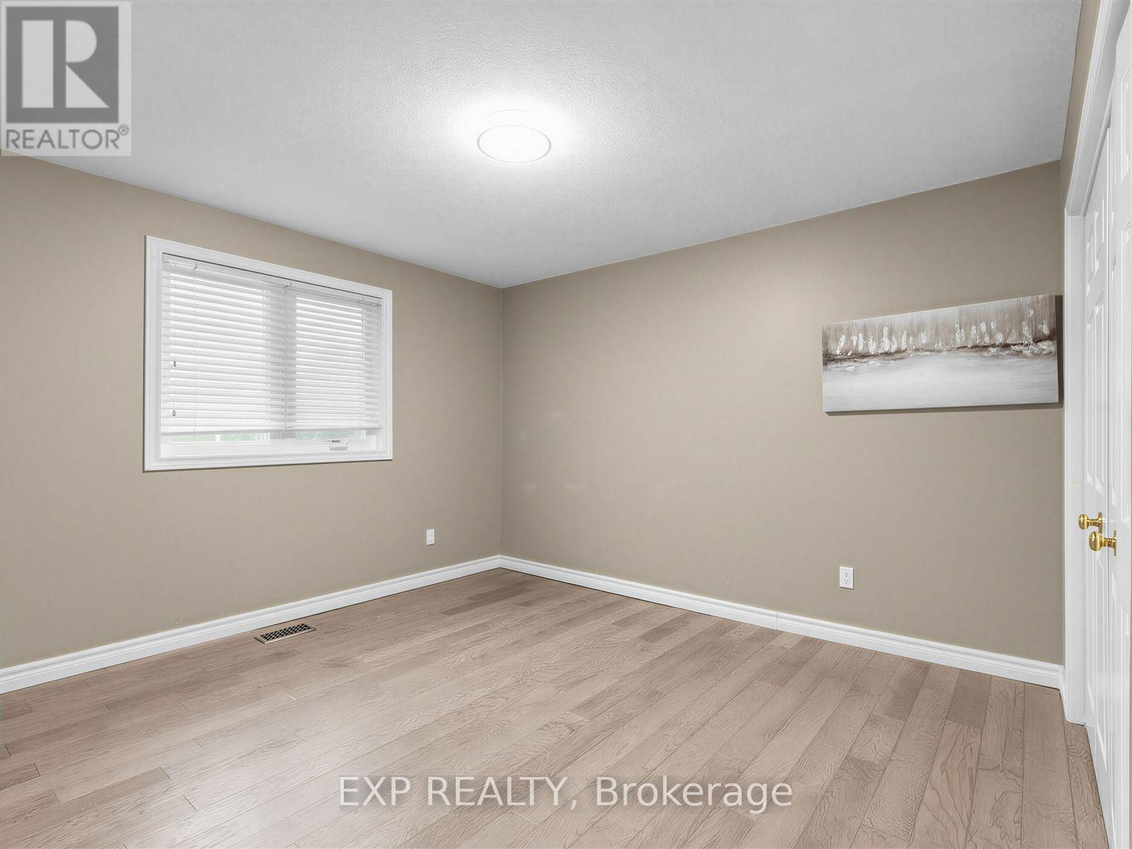 129 FRANKLIN AVENUE - 23