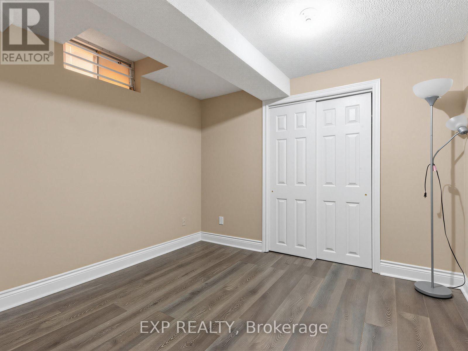 129 FRANKLIN AVENUE - 29