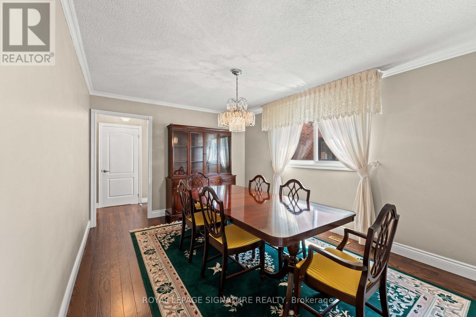 36 JASON STREET - 10