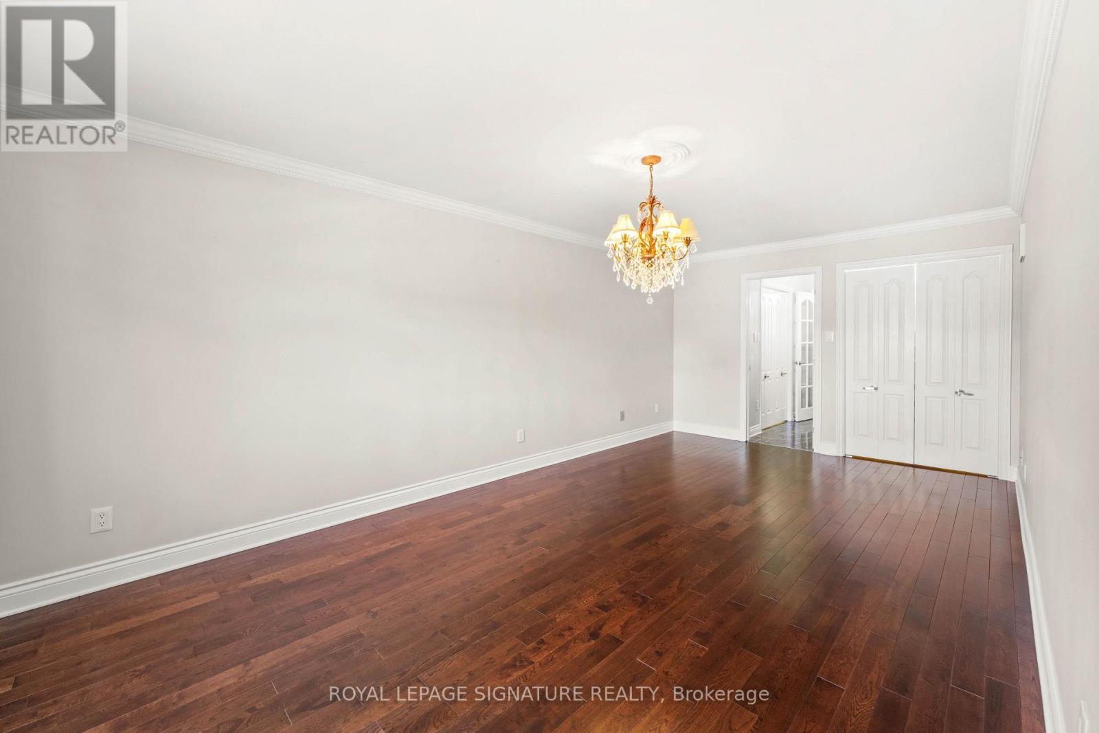 36 JASON STREET - 12
