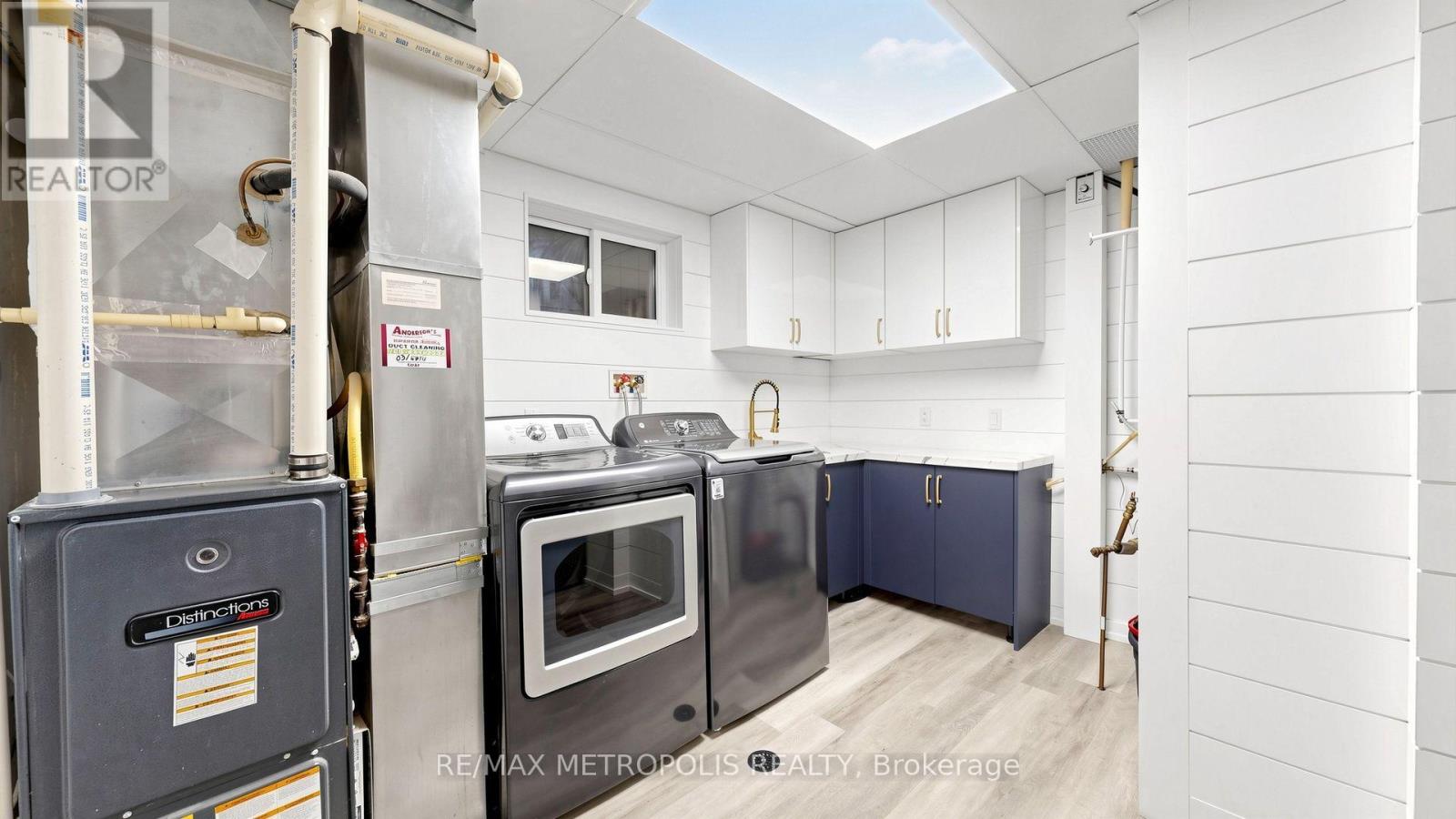 2739 IRETON STREET E - 45