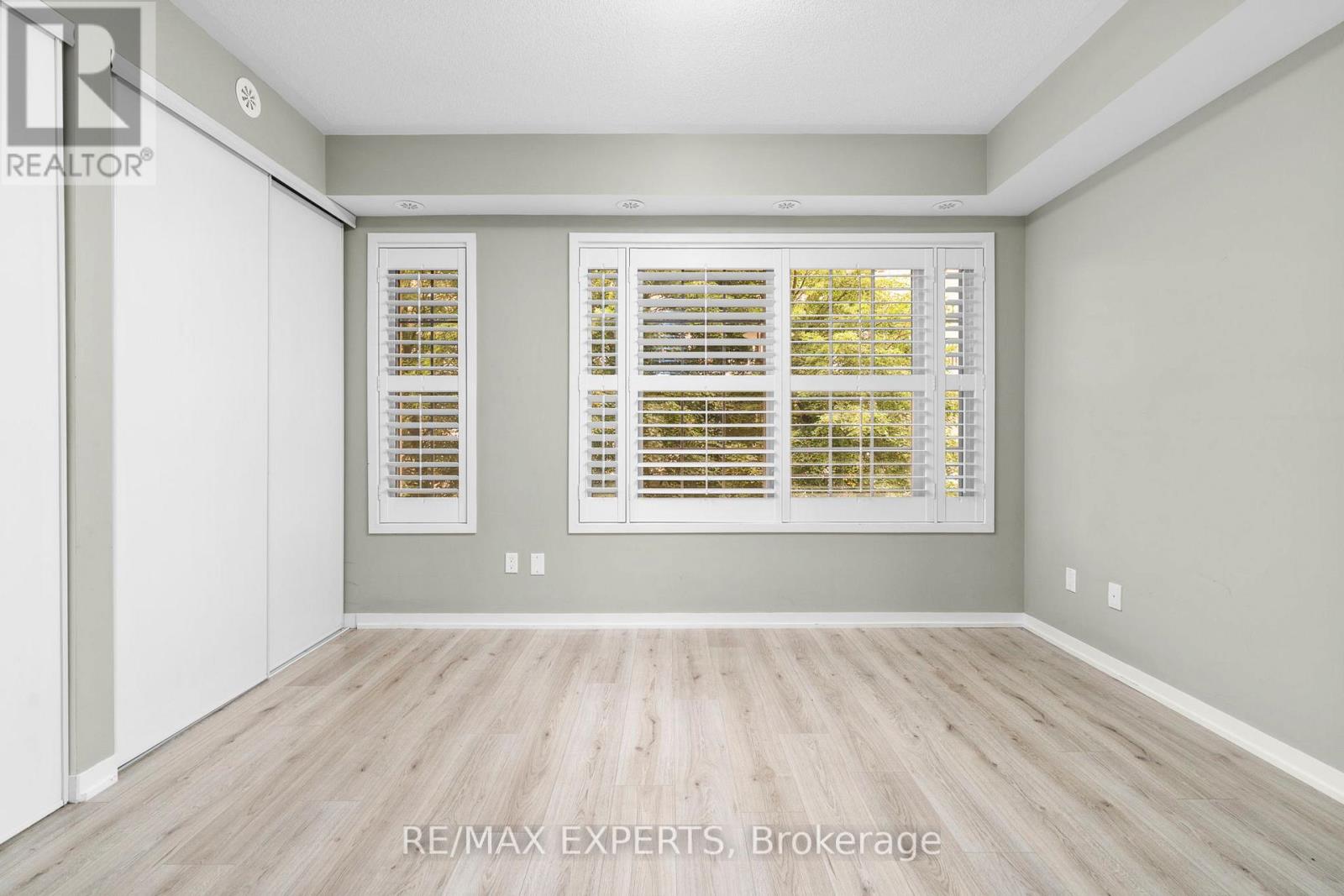 #A04 26 BRUCE STREET - 16