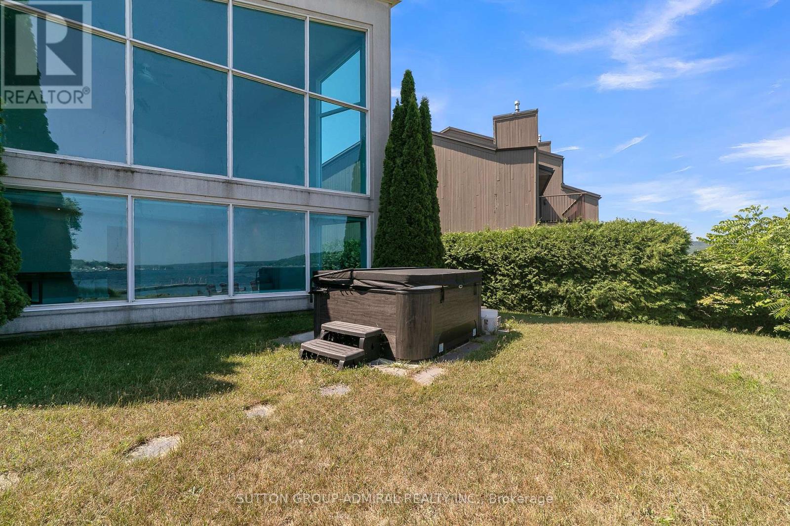 10 BECK BOULEVARD - Image 10