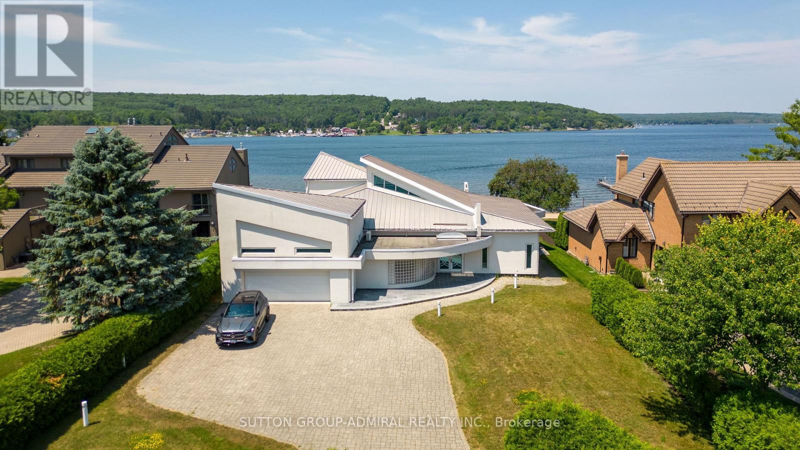 10 BECK BOULEVARD - Image 3